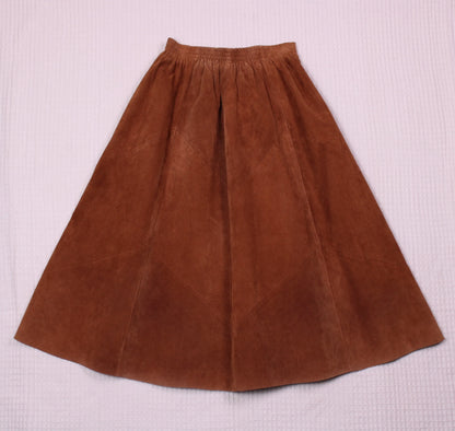 Apostrophe - Vintage -  Brown Suede Skirt - Size  M