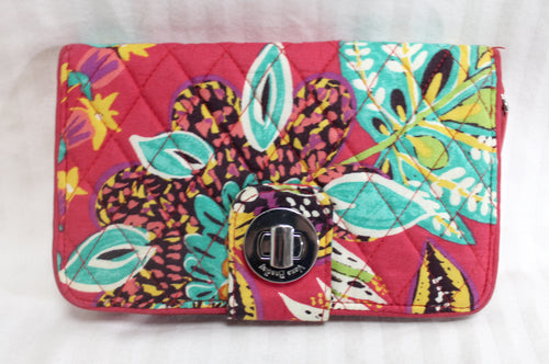 Vera Bradley - Red Floral Quilted Cloth Wallet