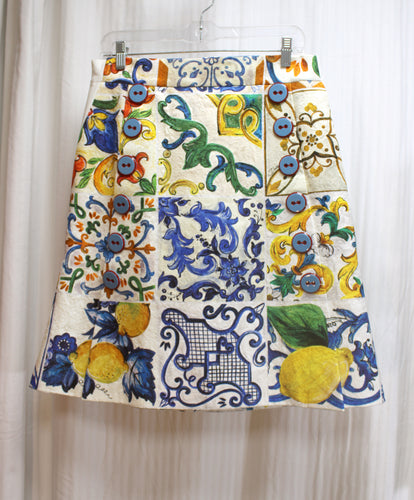 Dolce & Gabbana - Cotton & Silk Blend Majolica Print Jacquard A Line Skirt w/ Large Decorative Buttons - Size 42 (30.5