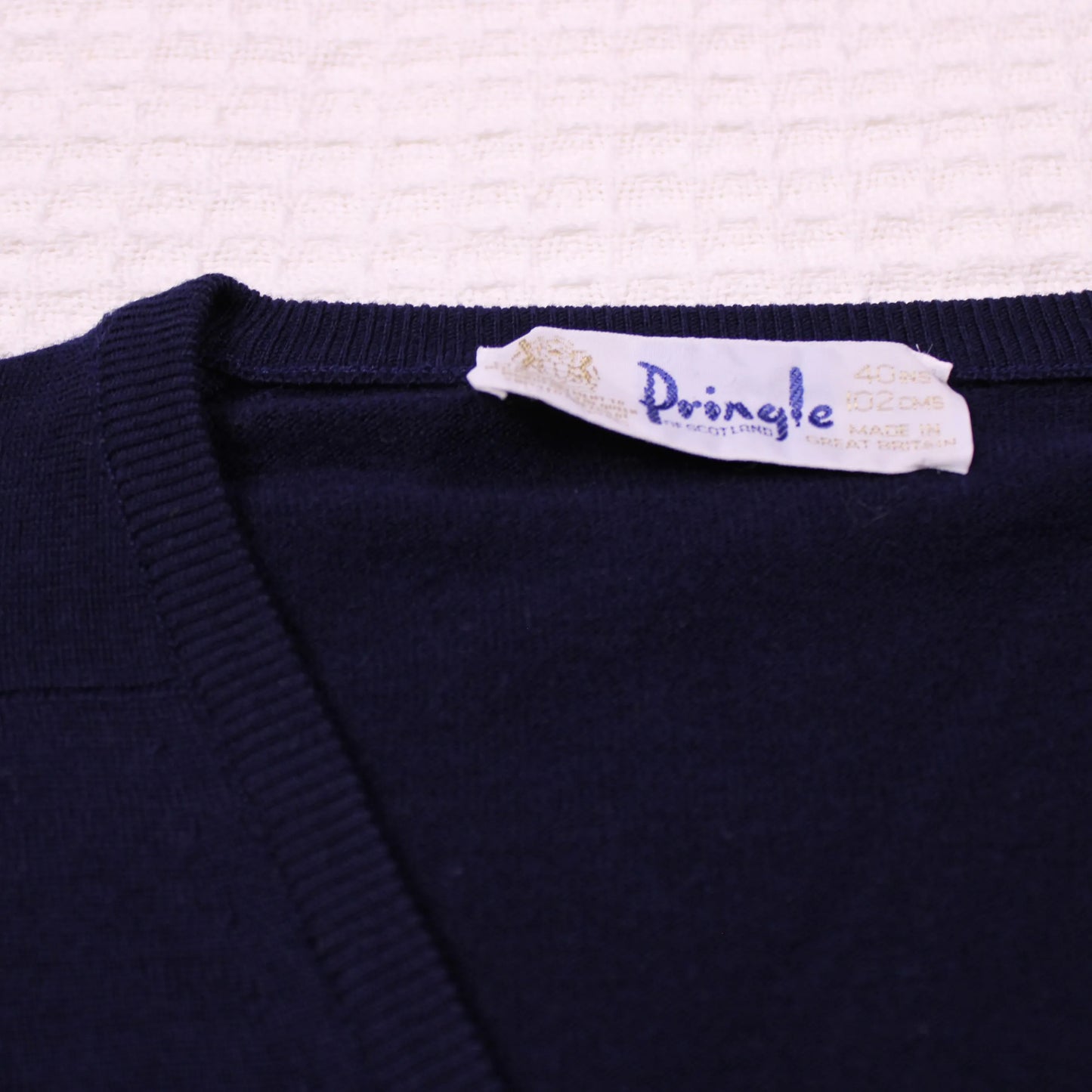 Pringle of Scotland - Vintage - Navy V-neck Sweater - Size 40