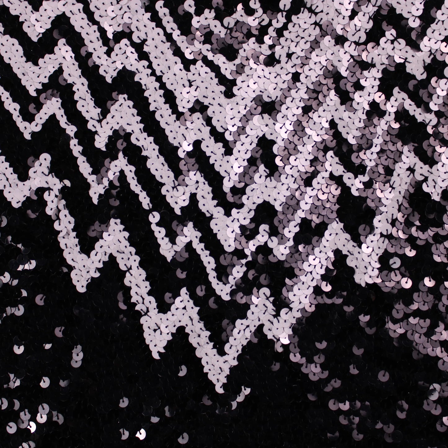 Le Chois - Vintage - Balck & White Sequin Sweater - Size S