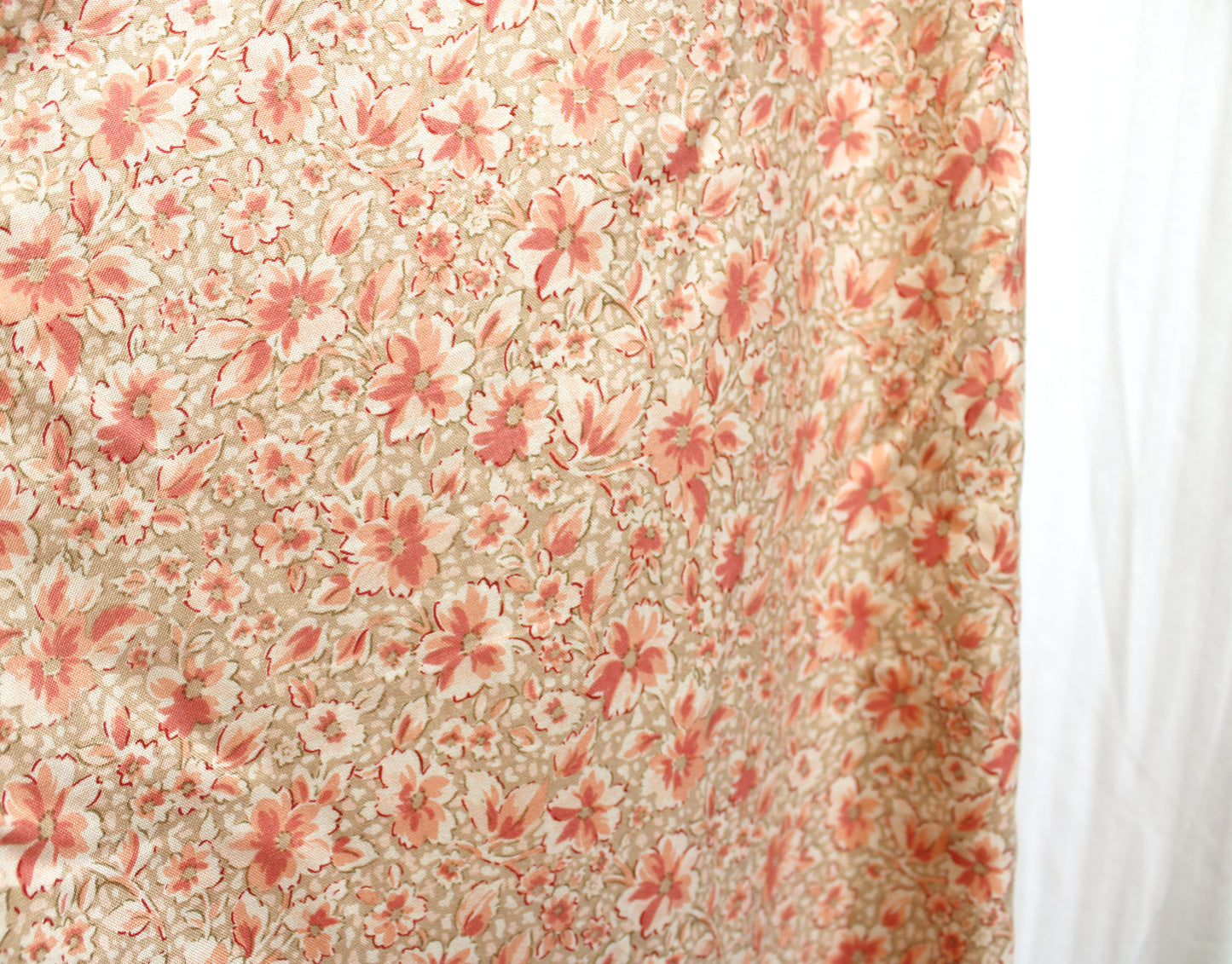 Coldwater Creek - 100% Silk Peachy Floral, Wide Leg Lounge Pants w/ Pockets - Size L