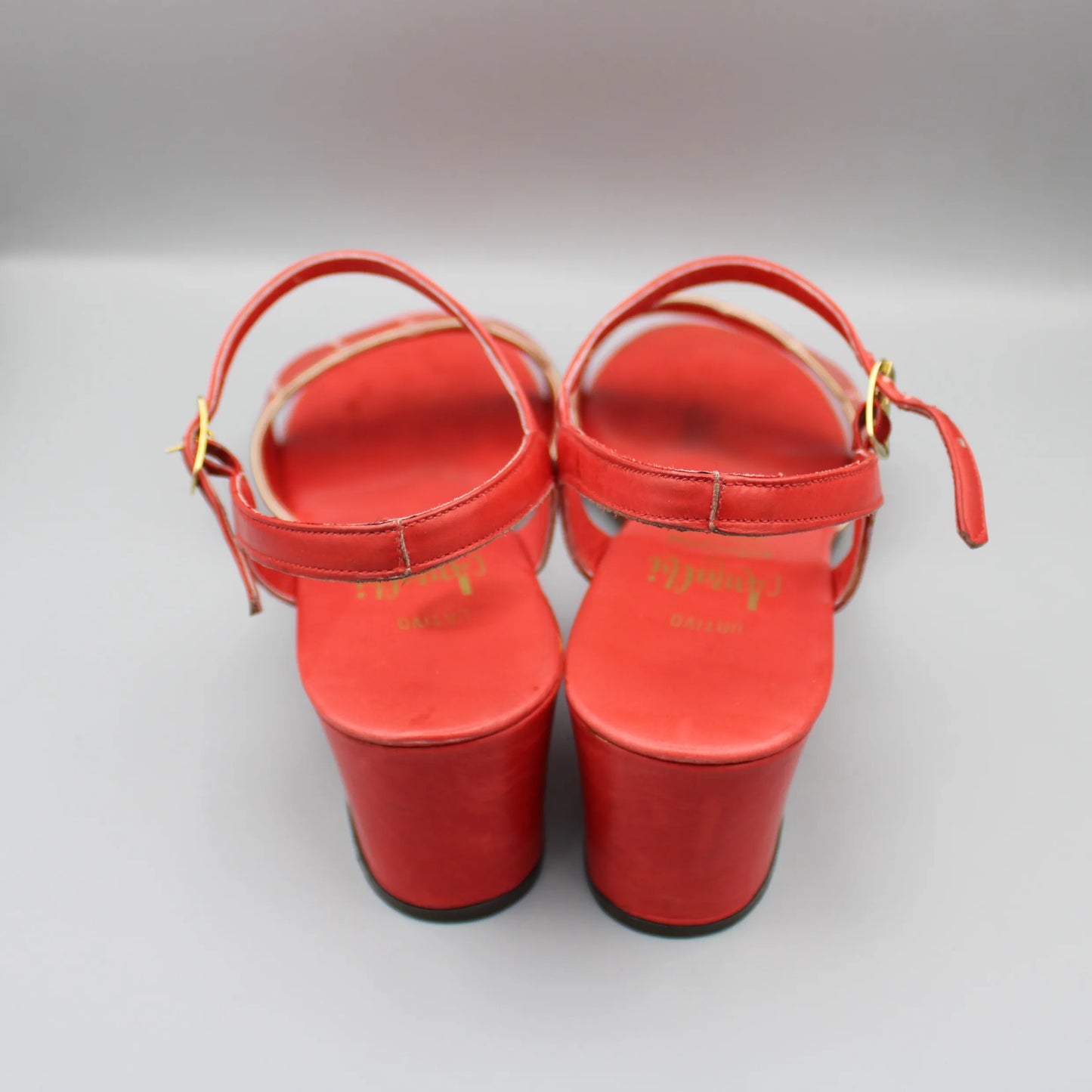Amalfi by Rangoni - Vintage - Red Urtivo Snadals - No Size Marking