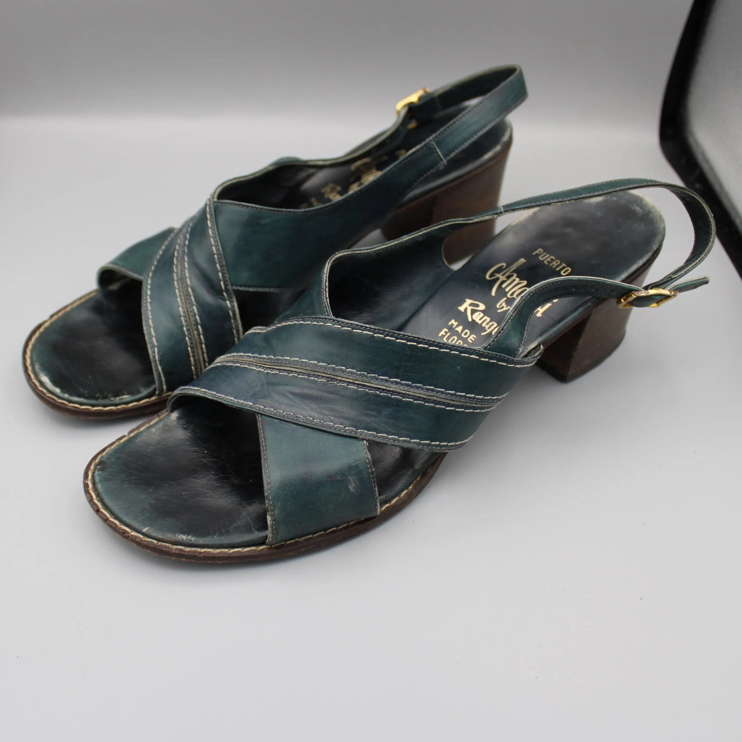Amalfi by Rangoni - Vintage - Dark Green Puerto Sandals - No Size Mark