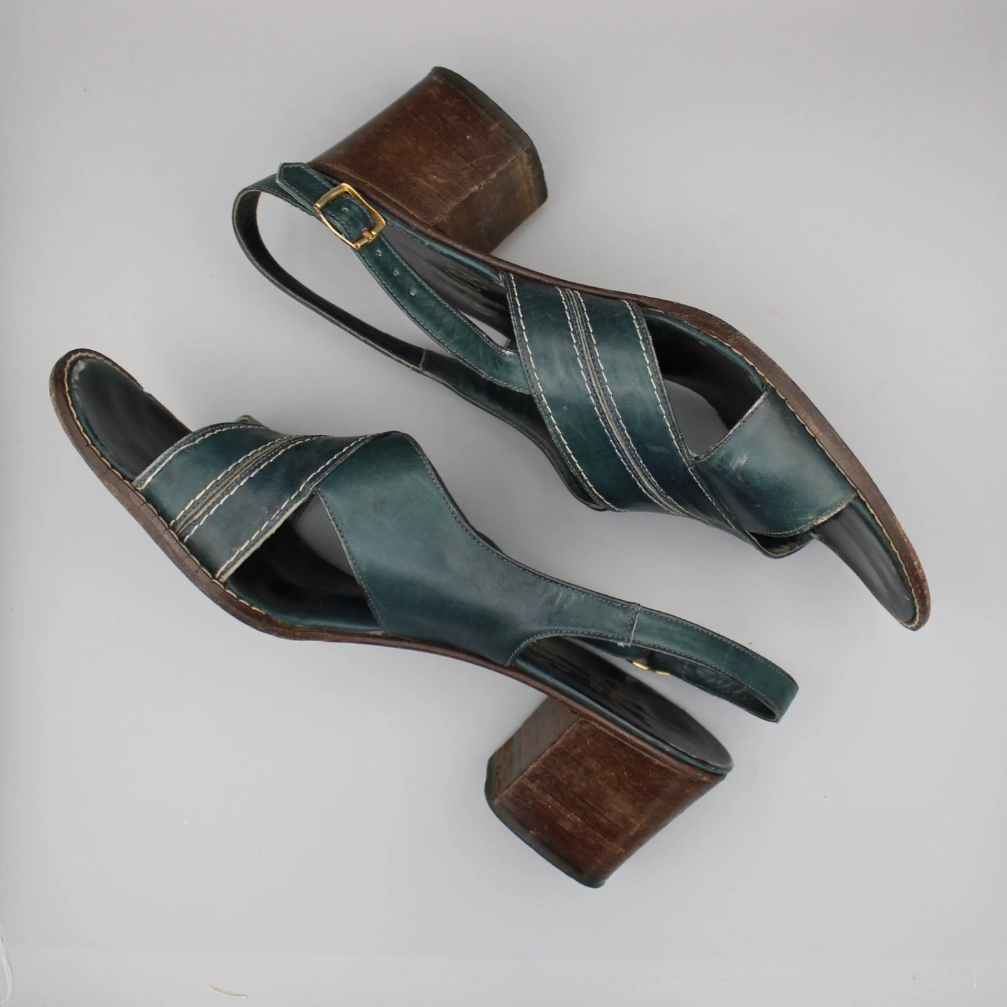 Amalfi by Rangoni - Vintage - Dark Green Puerto Sandals - No Size Mark