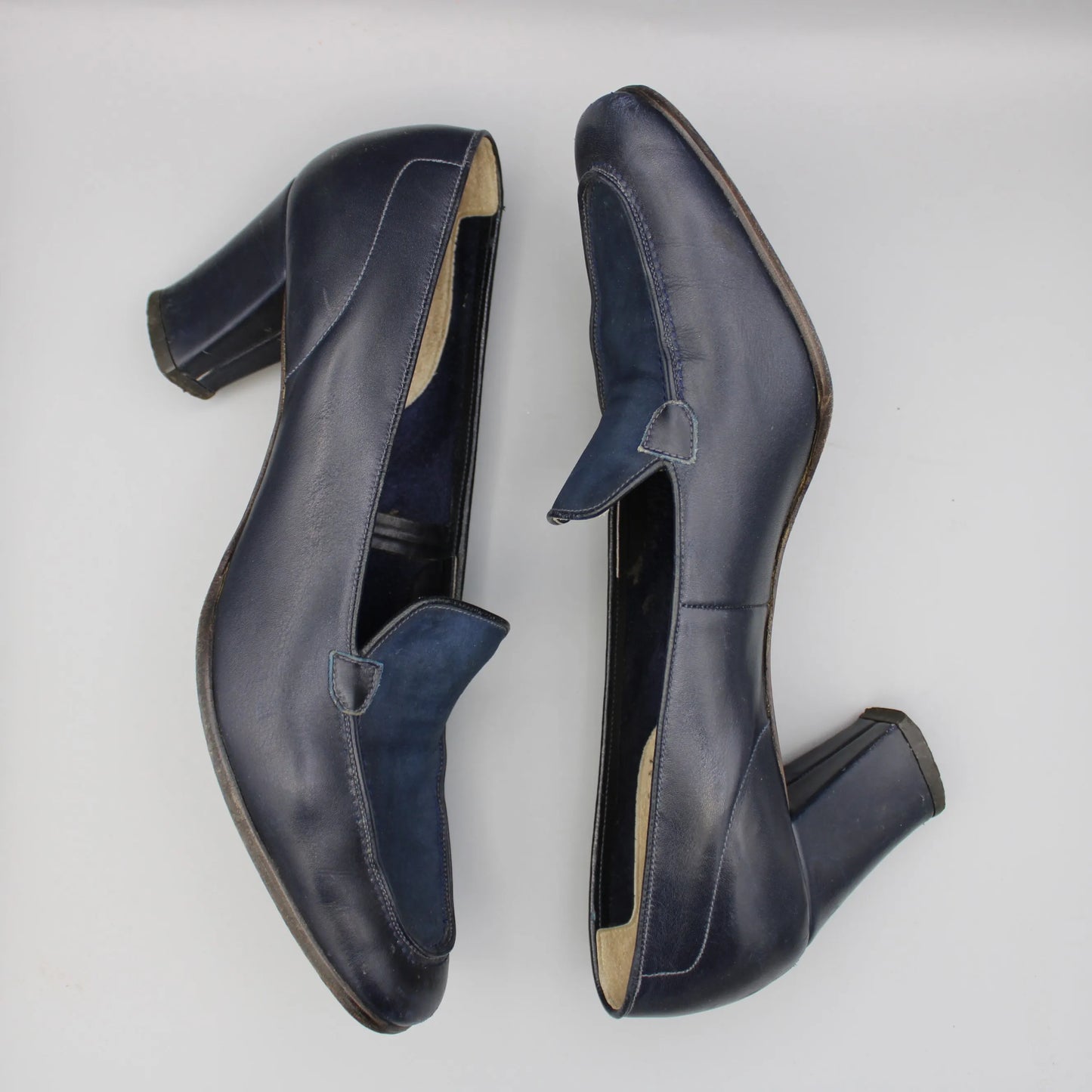 Amalfi by Rangoni - Vintage - Navy Loafer Pumps - Size 8AA