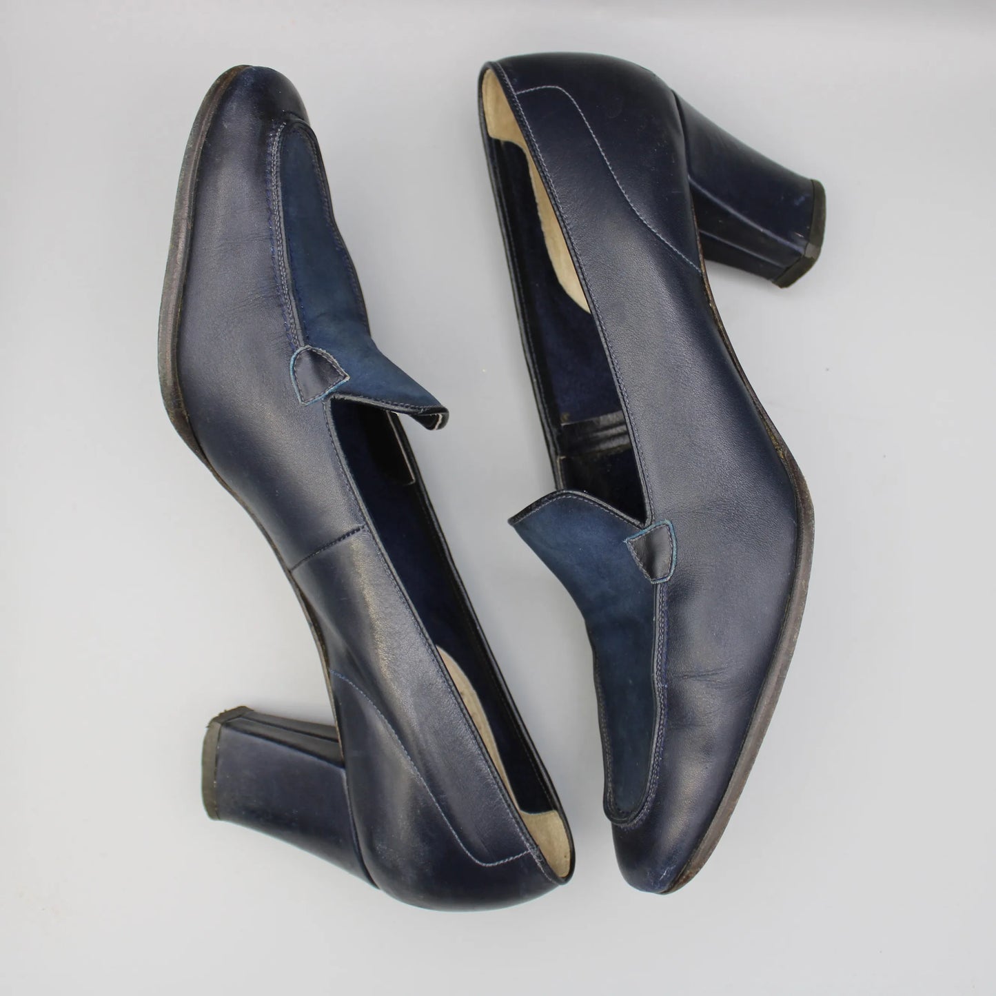 Amalfi by Rangoni - Vintage - Navy Loafer Pumps - Size 8AA