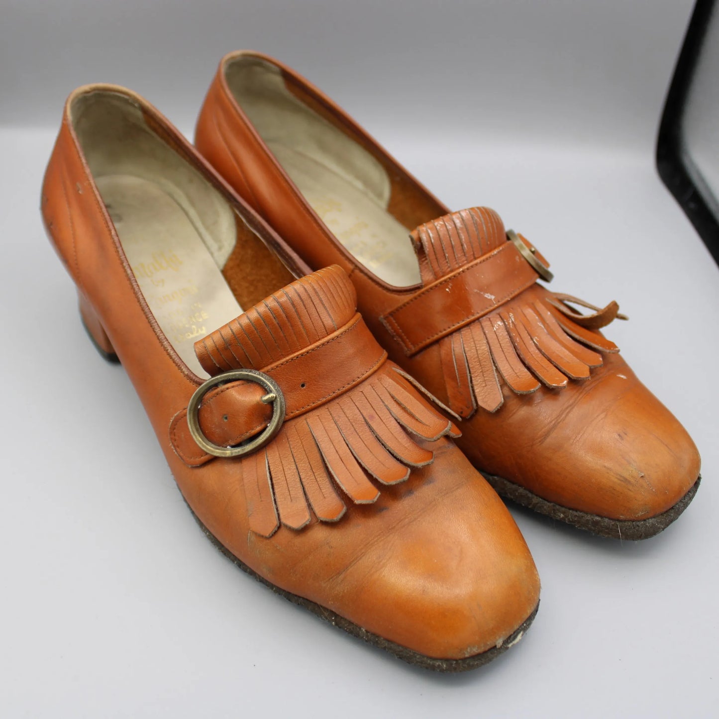 Amalfi by Rangoni - Vintage - Tan Leather Platform Loafers