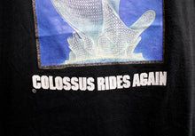 Load image into Gallery viewer, Vintage 1979 - Colossus Rides Again (Magic Mountain Amusement Park) - Black T Shirt w/ Glitter Border - Size L (See Measurements)