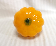 Load image into Gallery viewer, Blown Art Glass Pumpkin 4.5&quot;