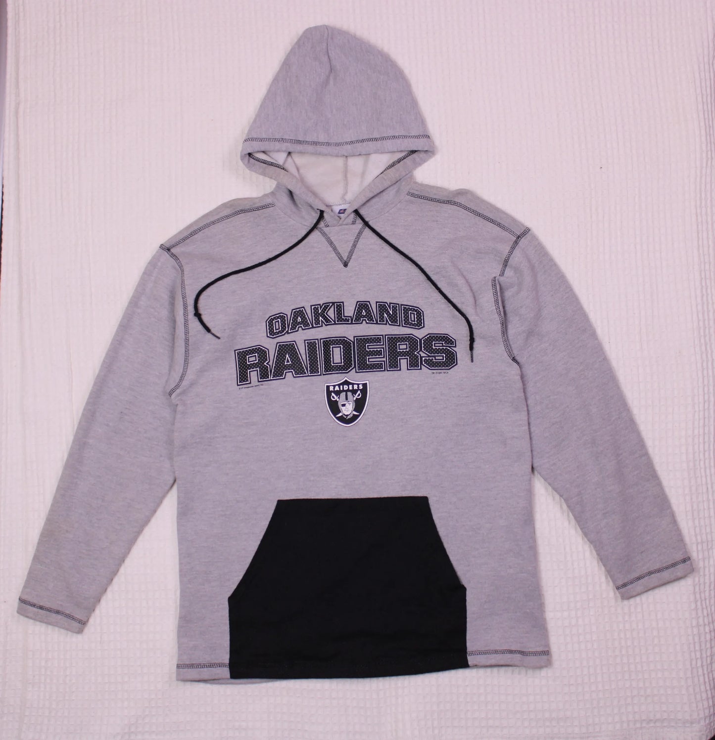 CSA - Vintage Y2K - Light Gray Oakland Raiders Hoodie - Size L