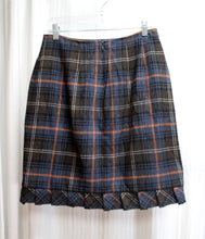 Load image into Gallery viewer, cAbi - Brown, Blue Gray &amp; Orange Wool Blend Plaid Pleated Ruffle Hem Skirt - Size 6