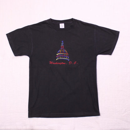 Washington, D.C.- Vintage Y2K - Black Souvenir Embroidered T-Shirt - Size M