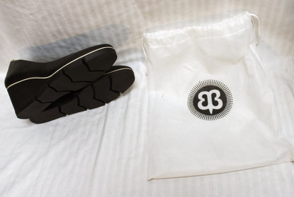 Betabrand - Leather Black Onyx w/ White Piping Wedge All Weather Pumps - Size 9.5