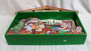 Vintage - Windup Animated & Musical Wooden Santa's Workshop - Decoration