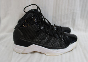 Men's Nike - Hyperdunk Lux - Black & White 818137-001 -Sneakers-  Size 10