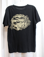 Load image into Gallery viewer, Bones Skate One Corp (Powell Peralta) - 2 Sided Black Cow Skull / Dessert - Black T-Shirt - Size M