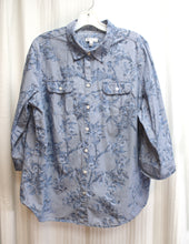 Load image into Gallery viewer, Croft &amp; Barrow - Blue Floral Chambray 3/4th, Button Front Shirt - Size 1X