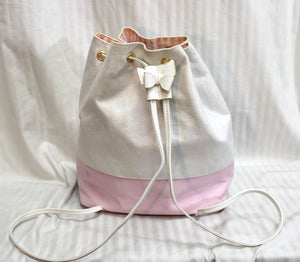 Juicy Couture - Pink & White Shimmer Bow Drawstring Bucket Back Pack
