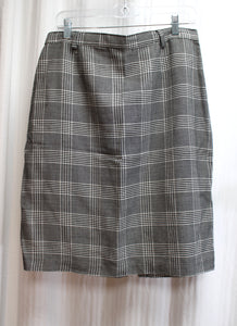 Vintage - Bentley - Black & White Hounds Tooth Check Pencil Skirt - Size 15/16 (Vintage See Measurements 30" Waist)