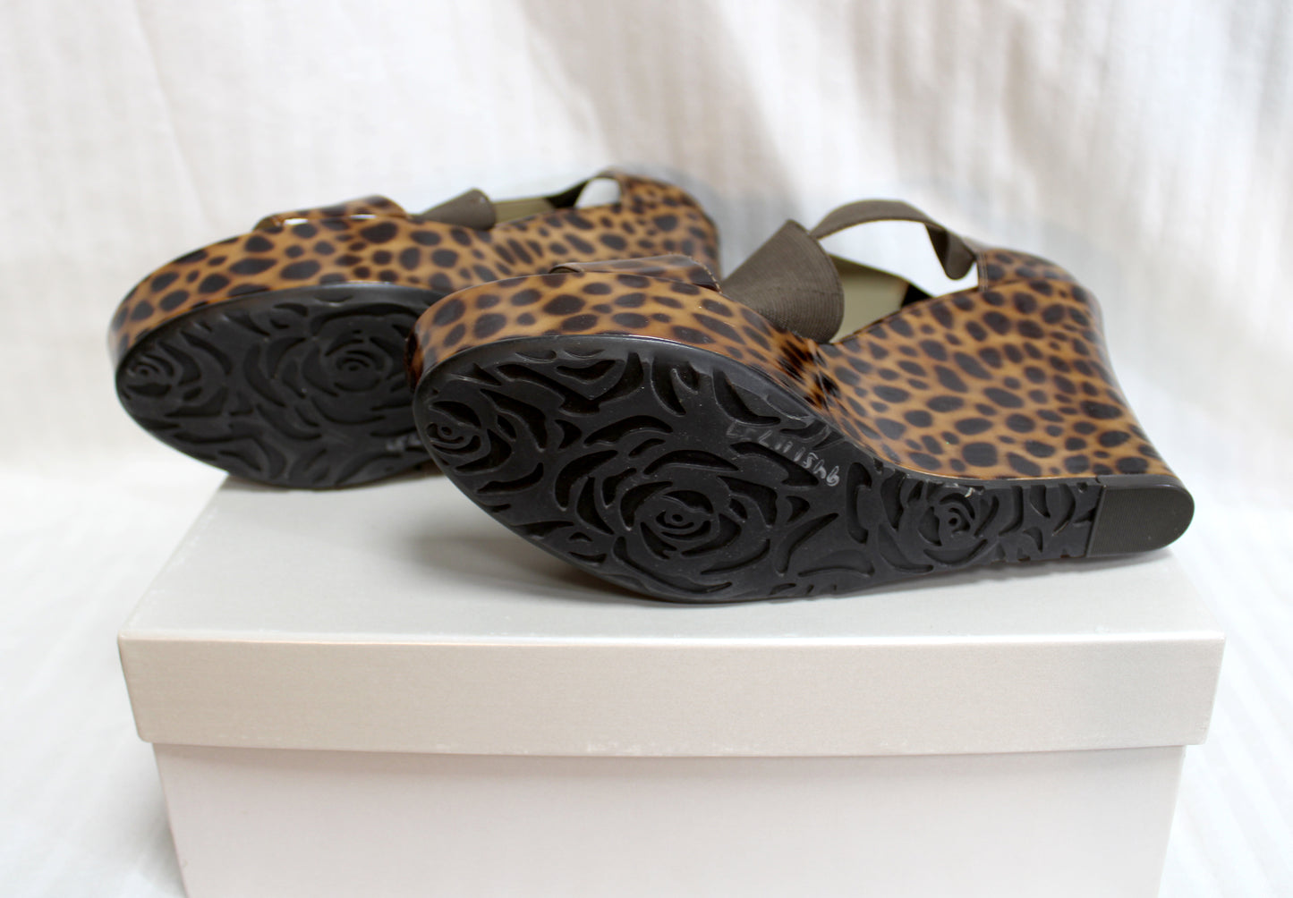 Taryn Rose - Sawyer Brown Leopard Print Patent Leather Wedge Platforms - Size 8.5
