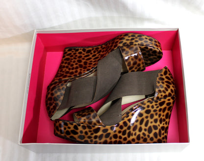 Taryn Rose - Sawyer Brown Leopard Print Patent Leather Wedge Platforms - Size 8.5
