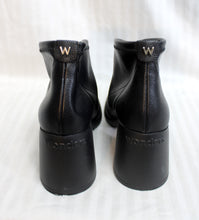 Load image into Gallery viewer, Wonders - Black Chunky Heel Wonderfly Tech Bootie - Size EURO 39 (US 8)