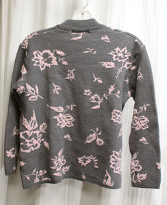 Vintage- Camela - Gray w/ Pink Floral 3/4th Sleeve Mock Neck Wool Sweater - Size 42 (See Measurements)