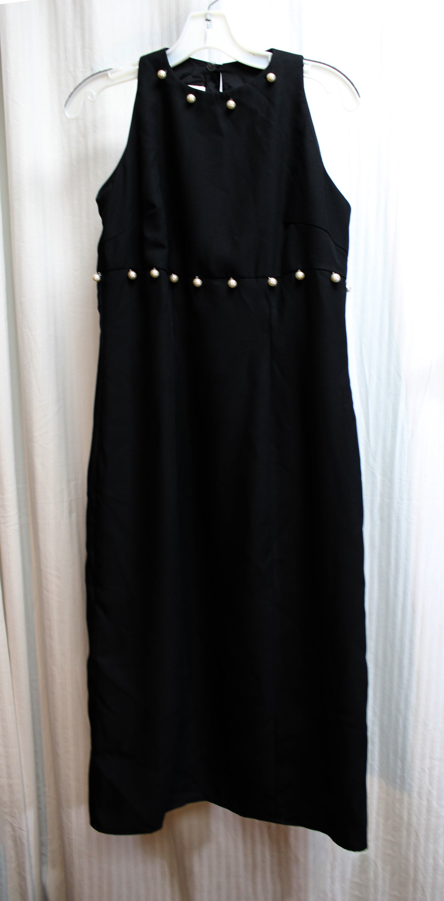 Watters and Watters - Black Sleeveless W/ Back Keyhole Slit Dress w/ Pearl Accents - Size 10