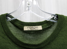 Load image into Gallery viewer, Men&#39;s Fioroni Cashmere - Green Silk &amp; Cashmere Blend Pullover Sweater - Size M