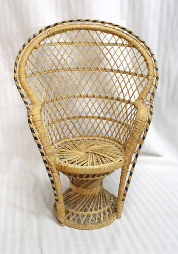 Vintage - Decorative Wicker/Rattan Peacock Chair Plant Stand 15.5