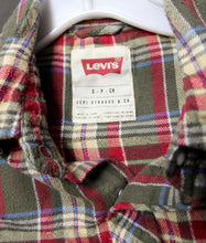 Load image into Gallery viewer, levi&#39;s - Khaki Green &amp; Red Plaid Flannel &quot;Modern Fit&quot; Western Cut Snap Front Shirt - Size S