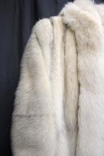 Load image into Gallery viewer, Vintage - Furs by Jacques at Hotel Vancouver B.C. - Fox Fur Coat - See Measurements 14&quot; Shoulders