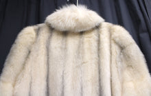 Load image into Gallery viewer, Vintage - Furs by Jacques at Hotel Vancouver B.C. - Fox Fur Coat - See Measurements 14&quot; Shoulders