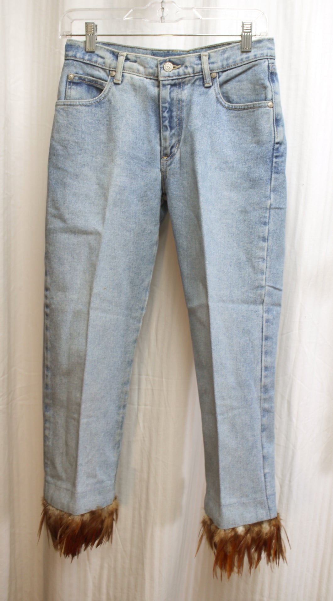 Vintage - Paris Blues - Light Wash Cropped Denim Jeans w/ Feather Trim - Size 5 (See Measurements)