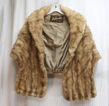 Load image into Gallery viewer, Vintage - Kaufman&#39;s Pittsburg - Palomino Mink Fur Stole