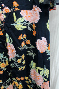 Avenue - Black Flutter Sleeve Tie Back, Button Front Flowy Maxi Dress w/ Ruffle Hem - Size 26/28