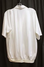 Load image into Gallery viewer, Men&#39;s Vintage- Lilly Dache - White Perforated V-Neck Collared Shirt w/ Waist Band - Size XXL