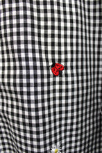 Load image into Gallery viewer, Vintage - Teddi - Black &amp; White Check w/ Ladybug &amp; Daisy Embroidery Button Up Shirt- Size L