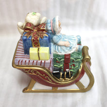 Load image into Gallery viewer, Vintage 2003 Fitz and Floyd - Teddy&#39;s Christmas Lidded Box, Toys &amp; Sleigh, Ceramic Lidded Candy/Trinket Dish (w/ Box)
