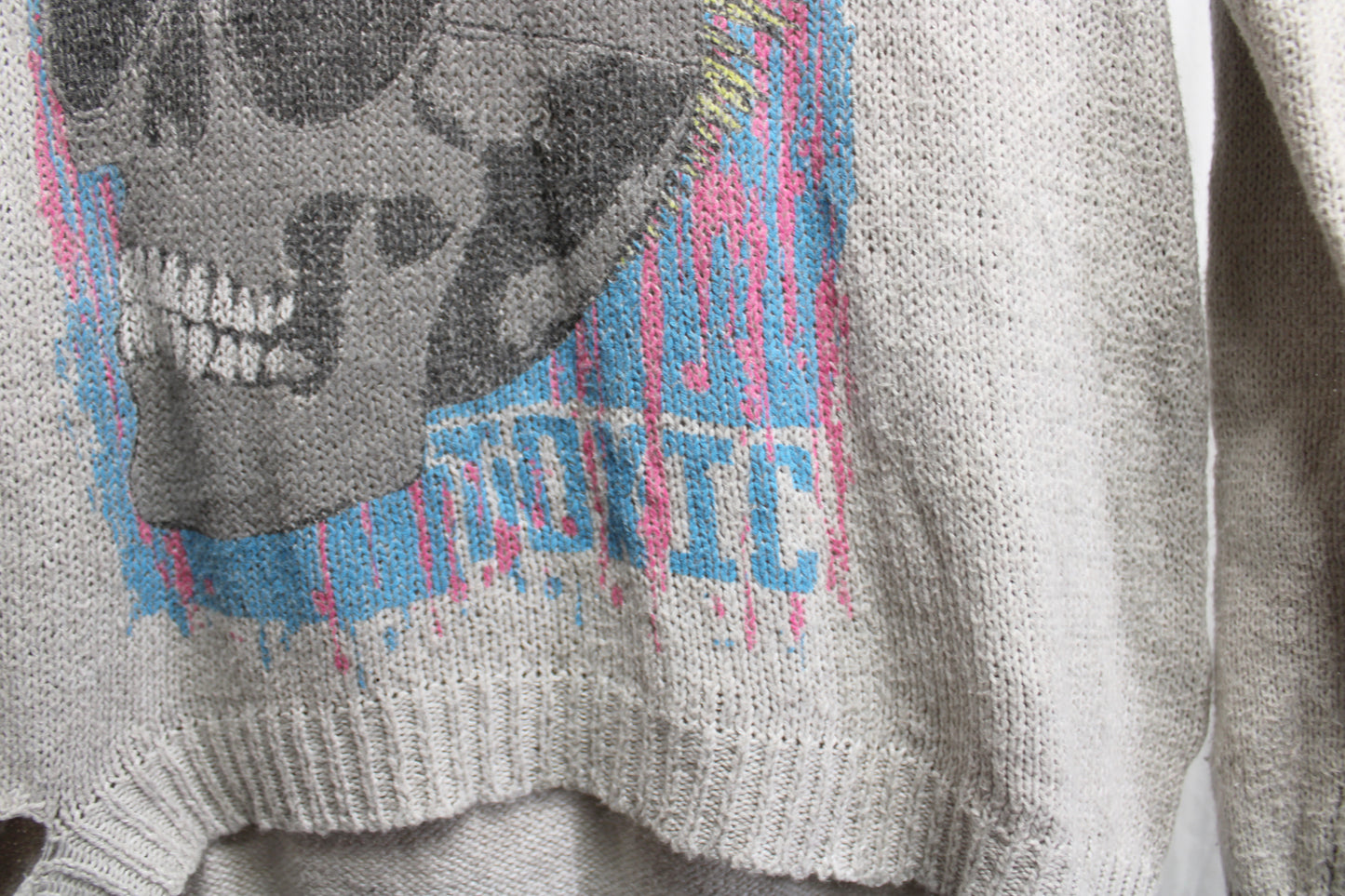 Lauren Moshi Beverly Hills - Beige Distressed Mohawk Skull "Toxic" Pullover Sweater - Size XS