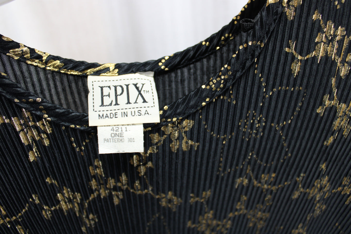 Vintage - Epix - Black& Gold Metallic Foil, Micro Pleated Tunic/ Mini Dress - One Size