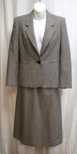 Load image into Gallery viewer, Vintage - Evan-Picone Petites - 100% Merino Wool Navy &amp; White Houndstooth Check Skirt Suit - Size 4 (See Measurements)
