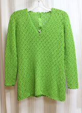 Load image into Gallery viewer, Vintage 60&#39;s - Picardo Knits - Spring Green 3/4th Sleeve V-Neck Sweater - Size S
