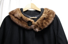 Load image into Gallery viewer, Vintage - Black Wool Coat w/ Brown Fur Collar - See Measurements 20.5&quot; Chest (pit to pit)