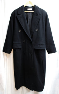 Vintage (Union Label) - Calvin Klein - Black Wool Coat - Size 6 (SEE MEASUREMENTS 20" Shoulders)