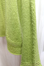 Load image into Gallery viewer, Chico&#39;s - Green Synthetic/Wool/Mohair Blend Cardigan Sweater - Size 0 (Small/8)
