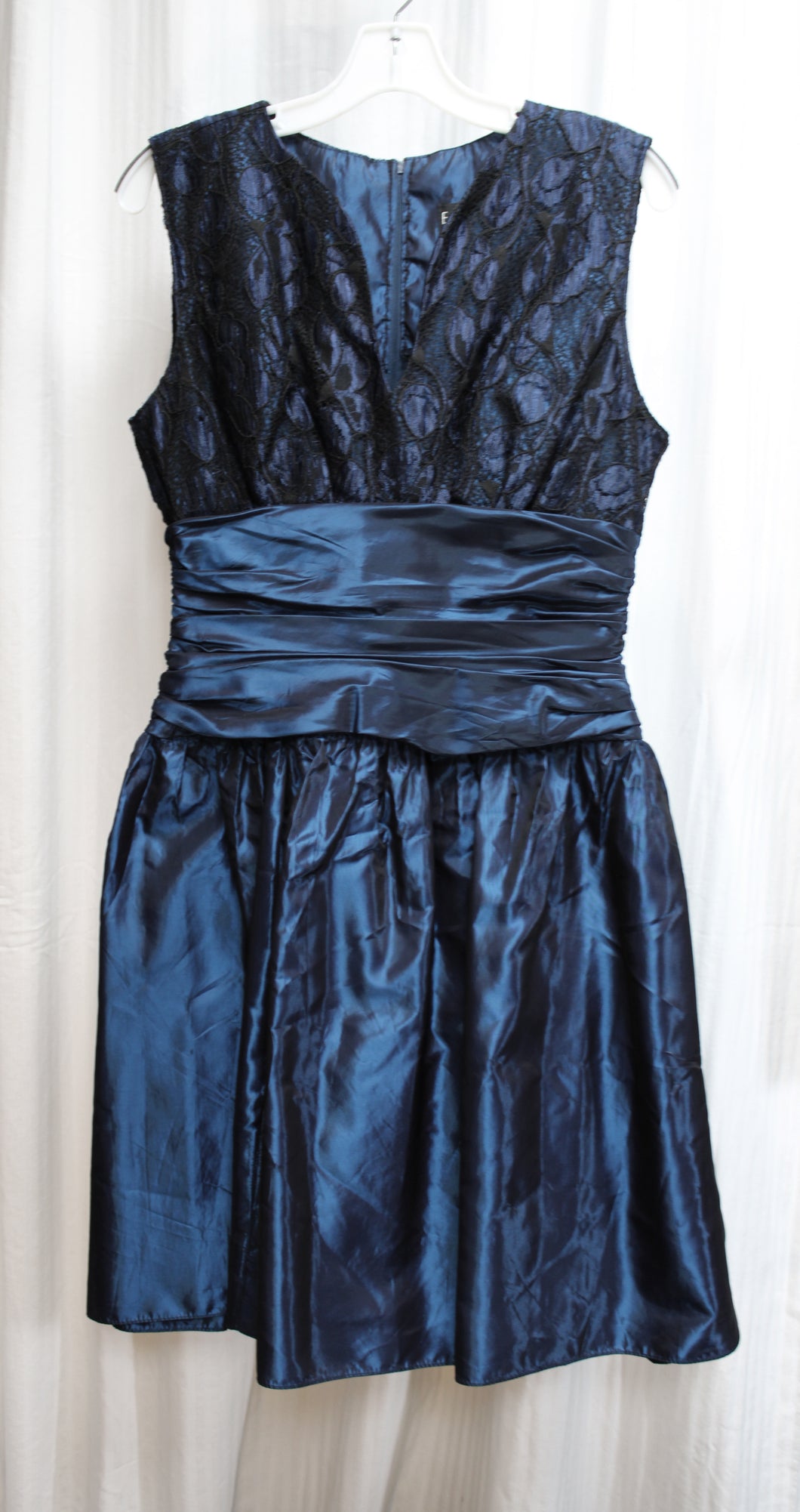 Vintage - Expo Nite - Black & Blue Colorshift Fit & Flare w/ Lace Bodice Overlay Cocktail Party Dress - Size 10