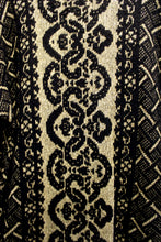Load image into Gallery viewer, Vintage - Dana Scott - Black &amp; Metallic Gold Mock Neck Tunic Sweater - Size L