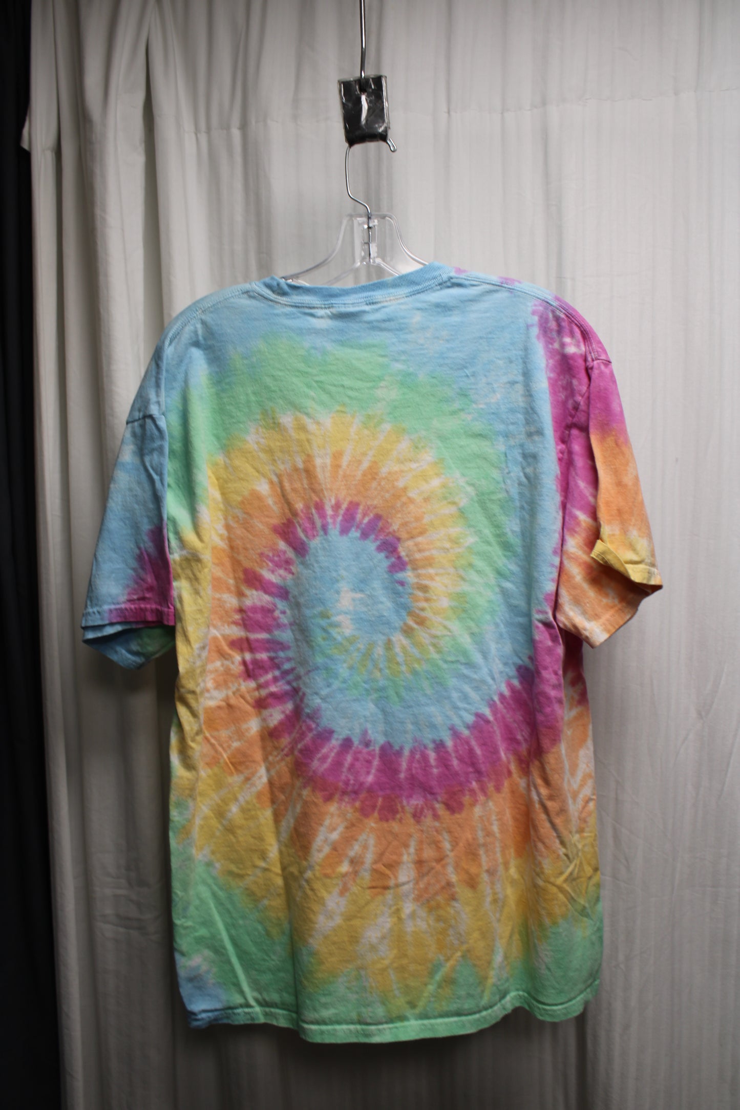 "LOVE" Tie-Dye Graphic T-Shirt